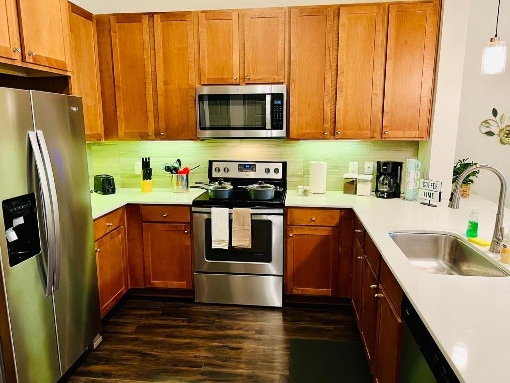 Downtown Apt Free Parking - Pool - Gym - Fully Kitchen Houston Exterior foto